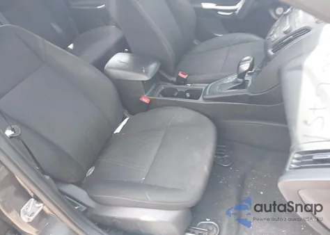 2018 Ford Focus Se z USA, uszkodzony, nr VIN 1FADP3F29JL214367